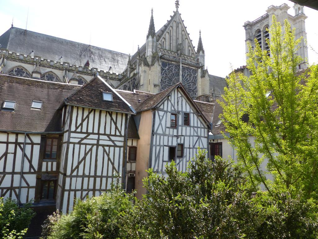 Apartmán Les Cieux De La Cathedrale - Calme - Jardin - Wifi Troyes Exteriér fotografie